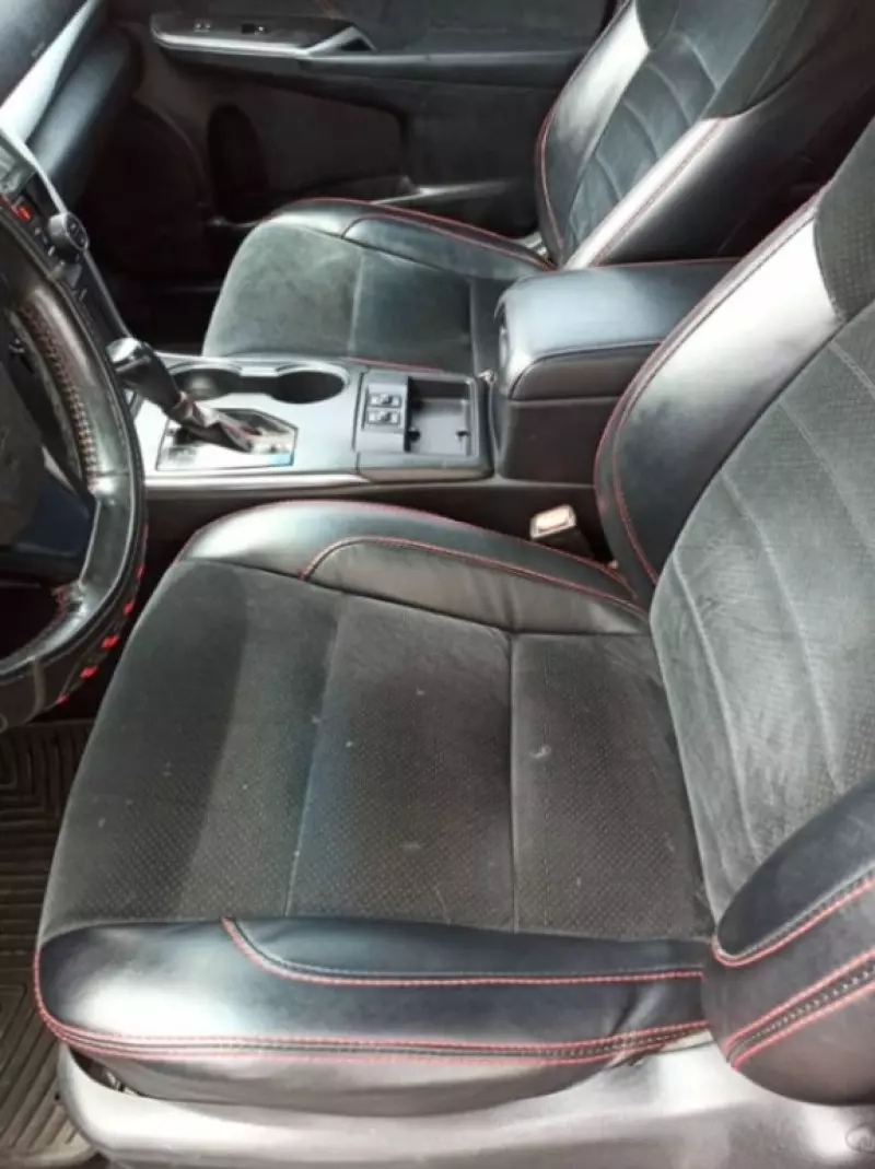 Toyota camry   - 2016