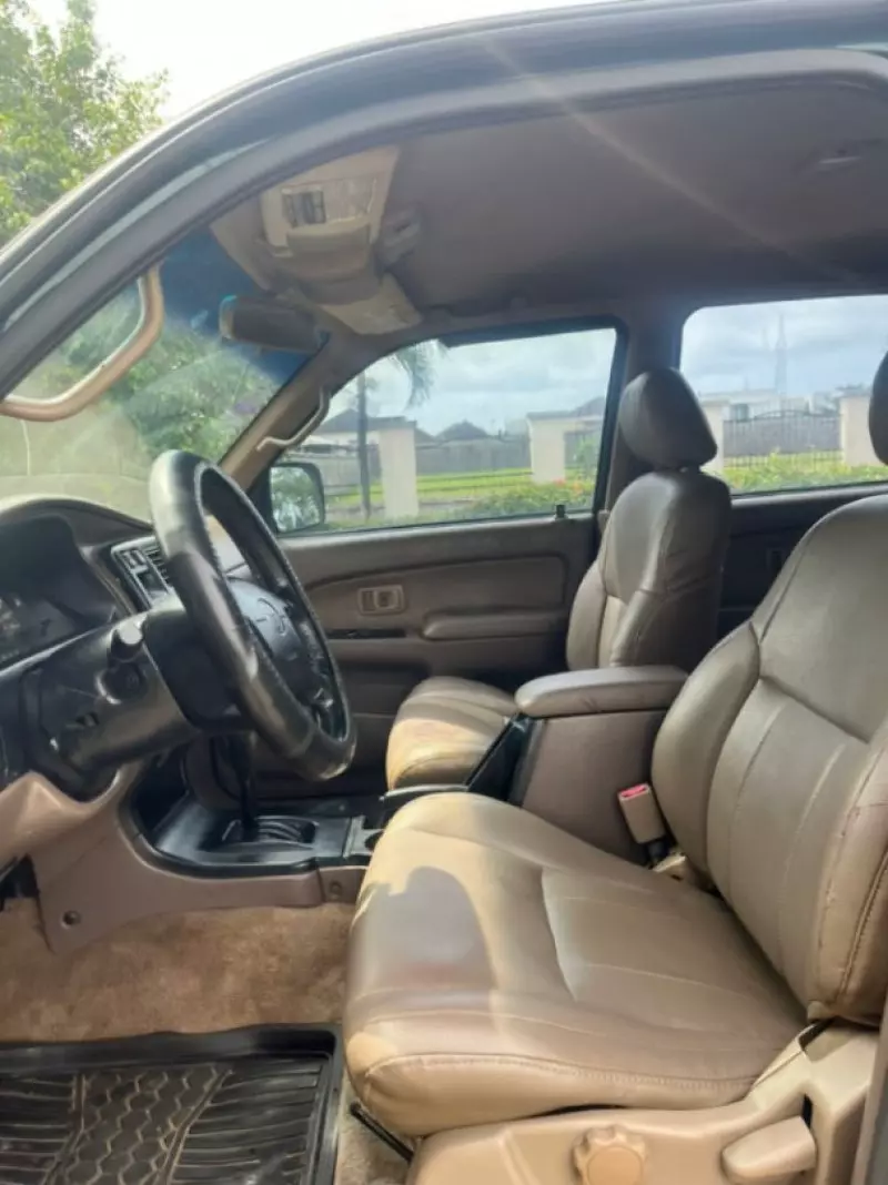 Toyota 4Runner   - 1999