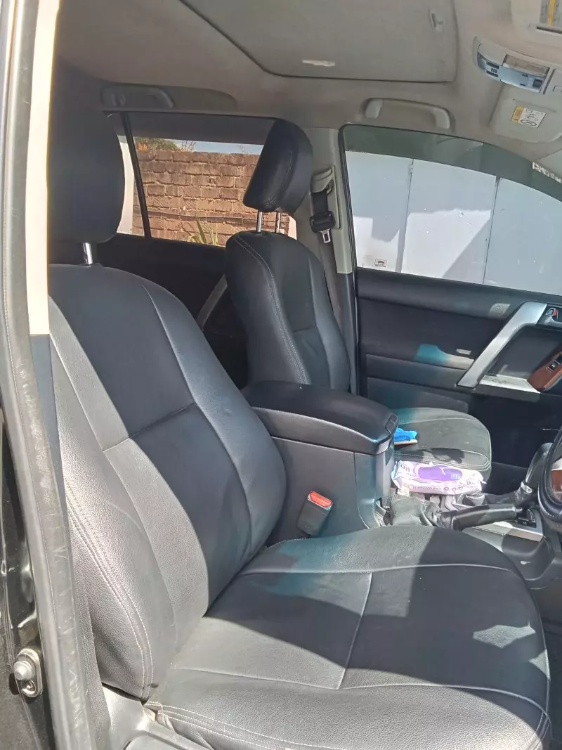Toyota Landcruiser Prado   - 2014