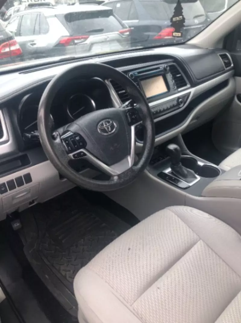 Toyota Highlander   - 2009