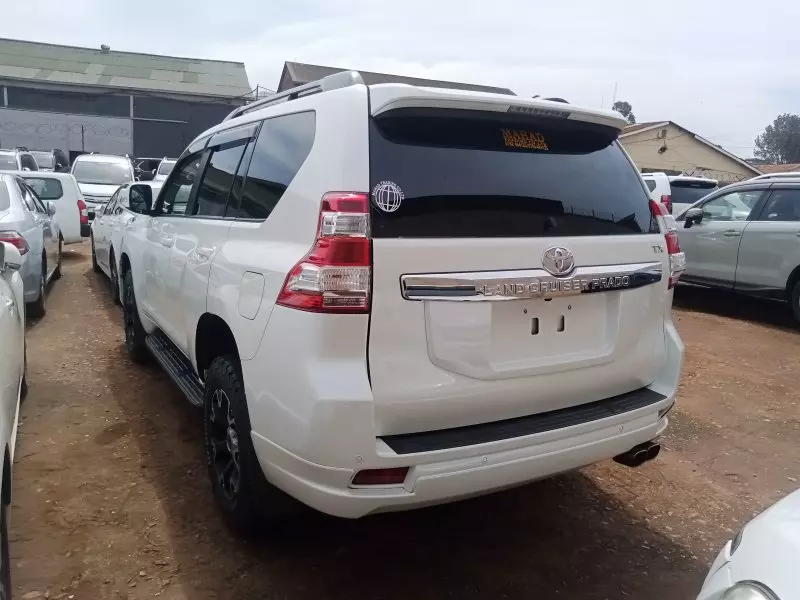 Toyota Landcruiser Prado   - 2018