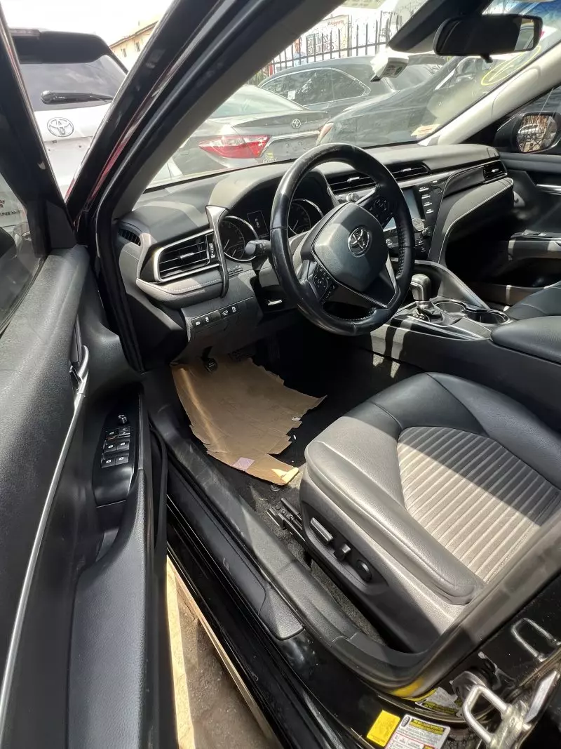 Toyota Camry   - 2019