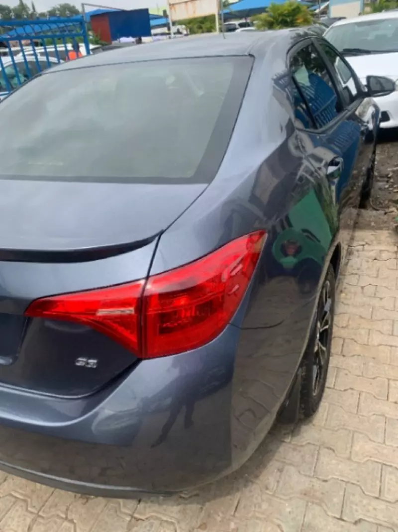 Toyota corolla   - 2017
