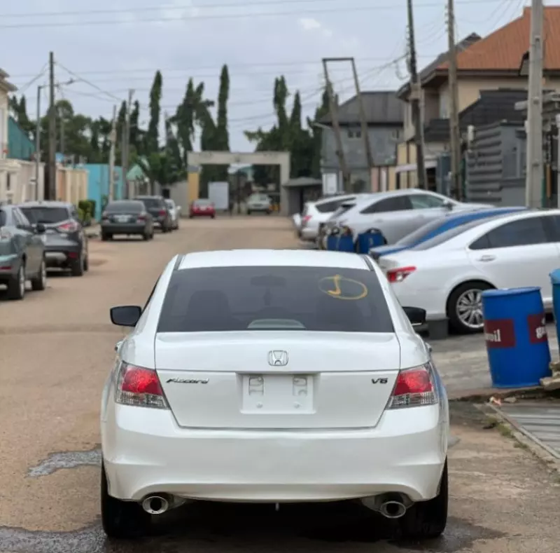 Honda Accord   - 2008