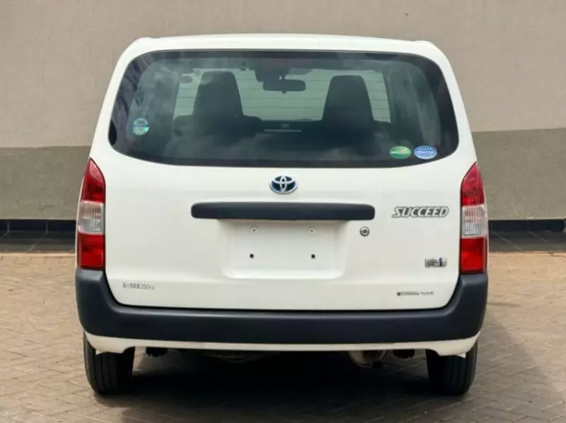 Toyota Succeed    - 2019