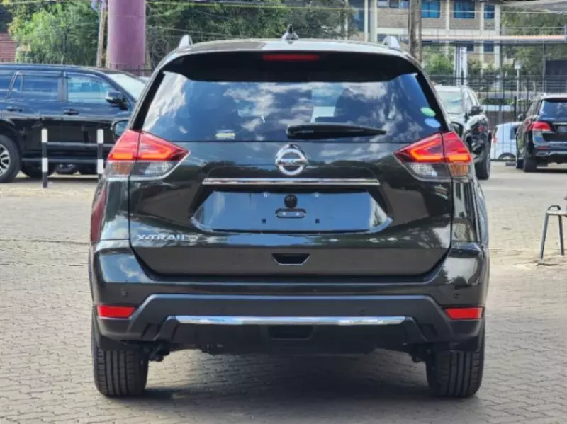 Nissan X-Trail   - 2018