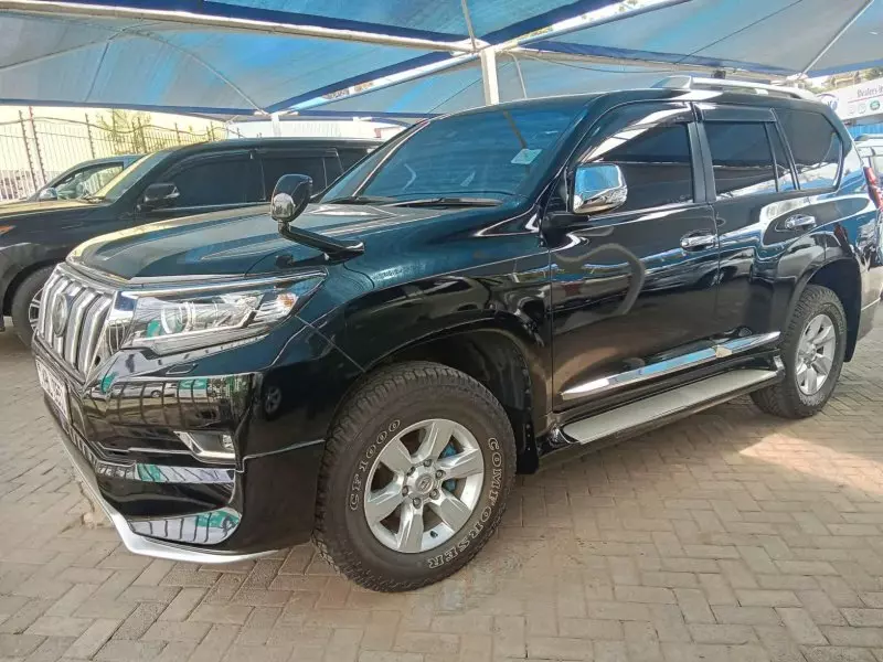 Toyota Landcruiser Prado   - 2017