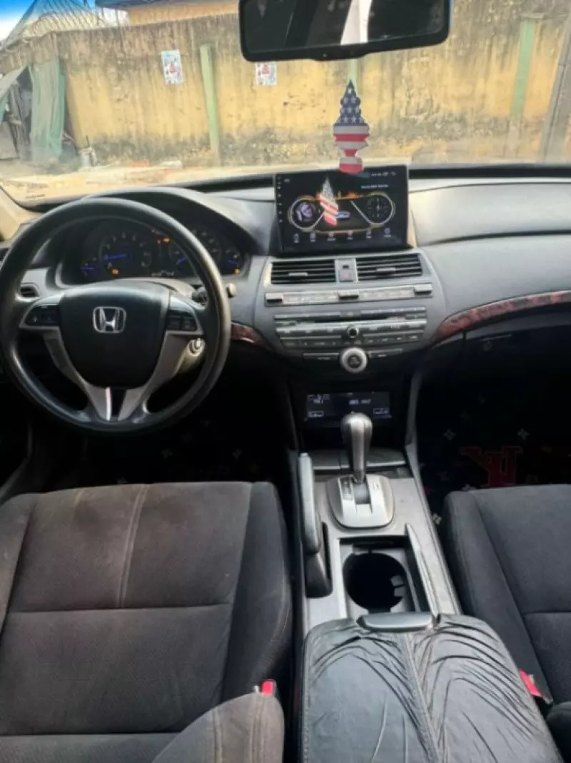 Honda Accord Crosstour   - 2012