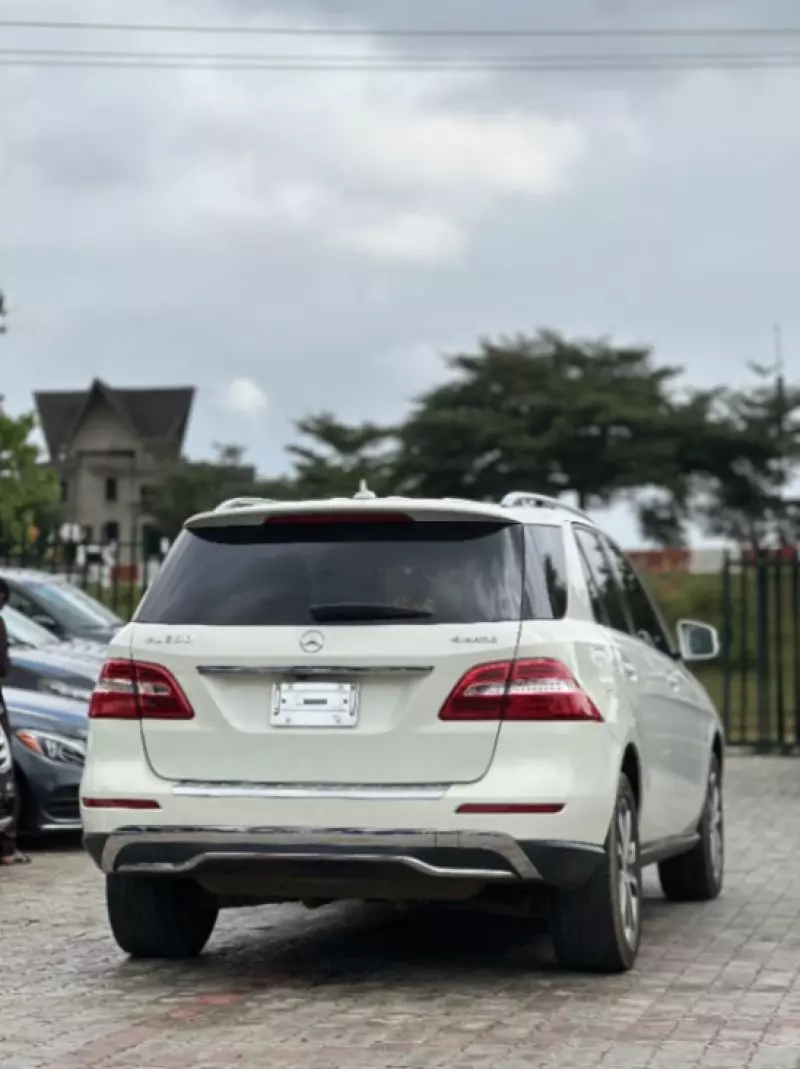 Mercedes-Benz ML 350   - 2012