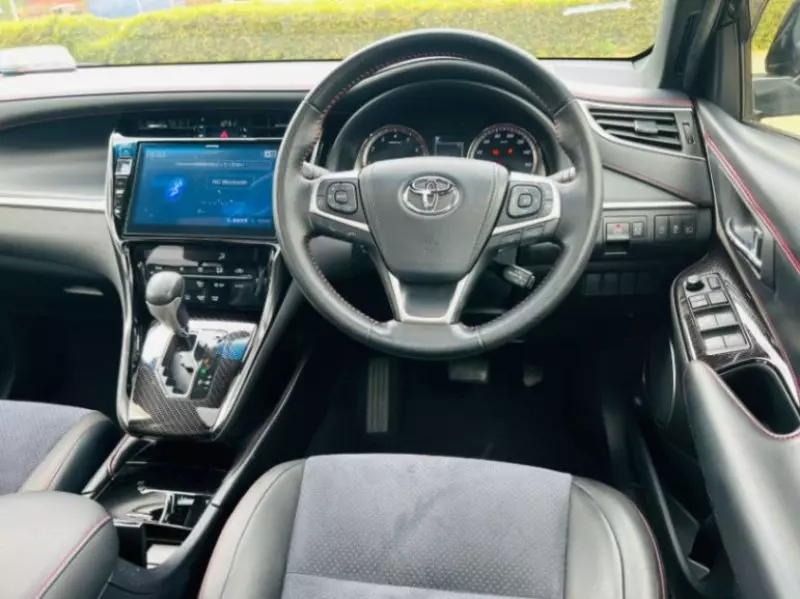 Toyota Fielder    - 2016