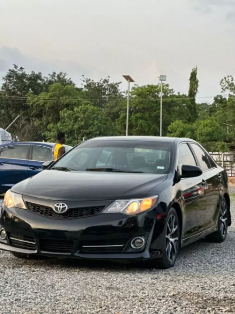 Toyota Corolla   - 2012