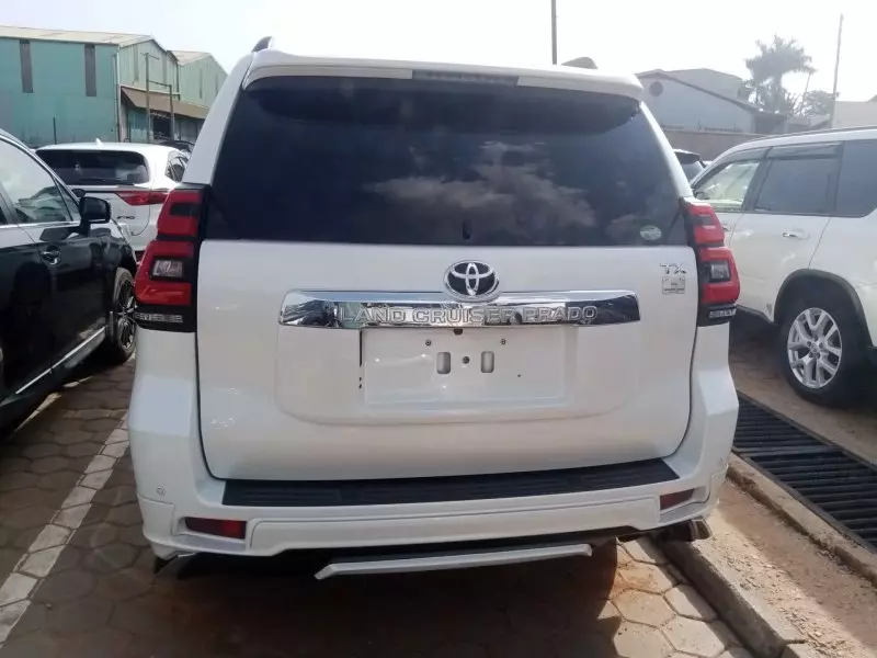 Toyota Landcruiser Prado