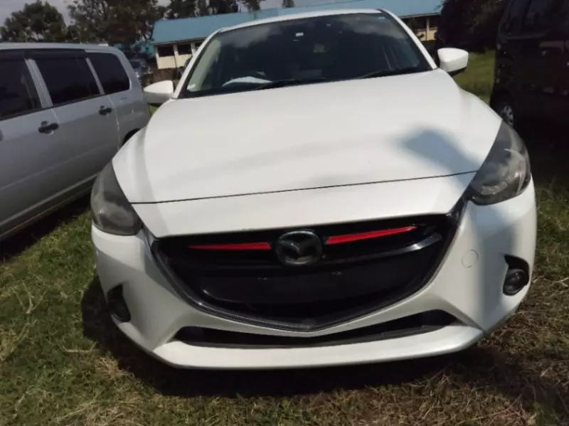 Mazda Demio   - 2017