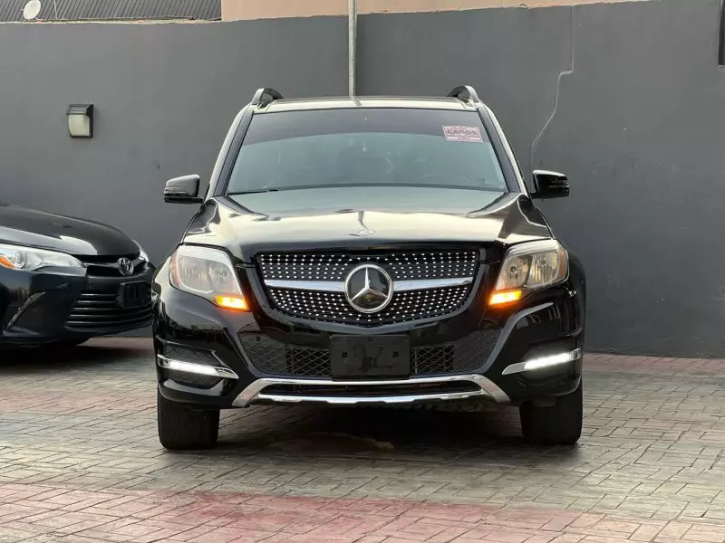 Mercedes-Benz GLK 350   - 2014