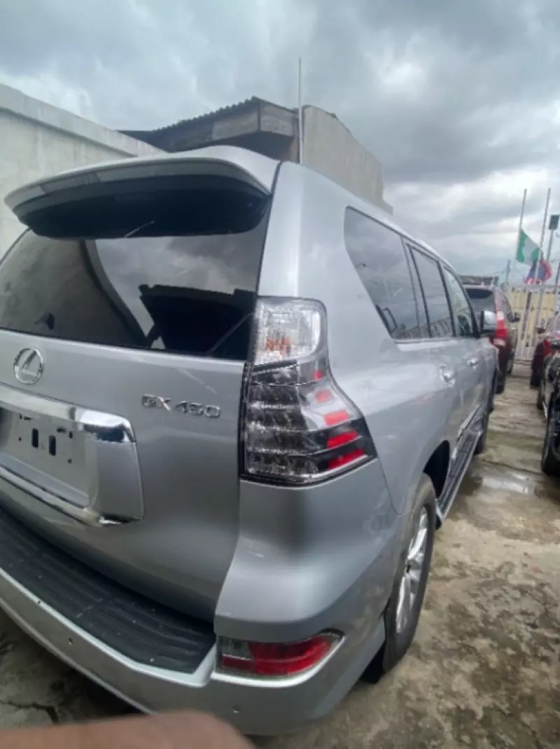 Lexus GX 460   - 2016