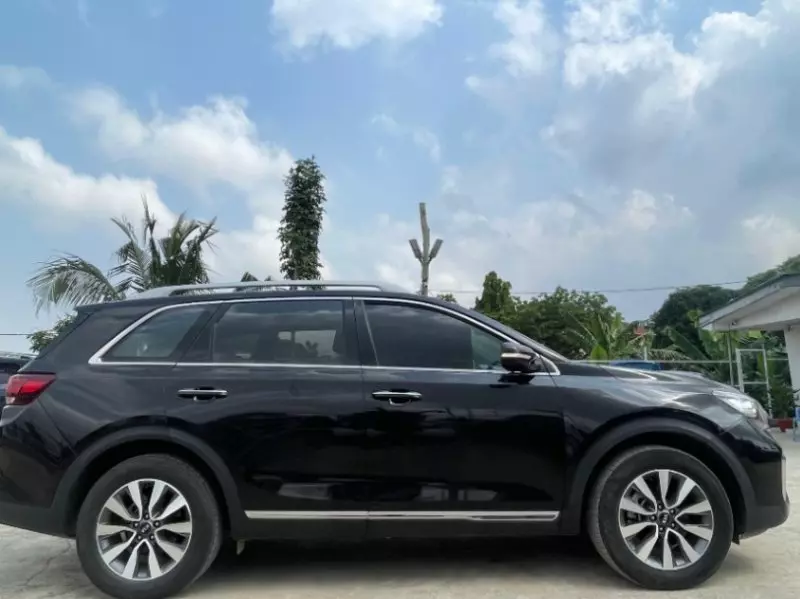 KIA Borrego   - 2017