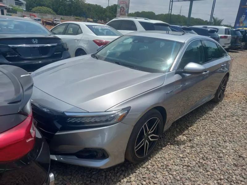 Honda Accord   - 2021