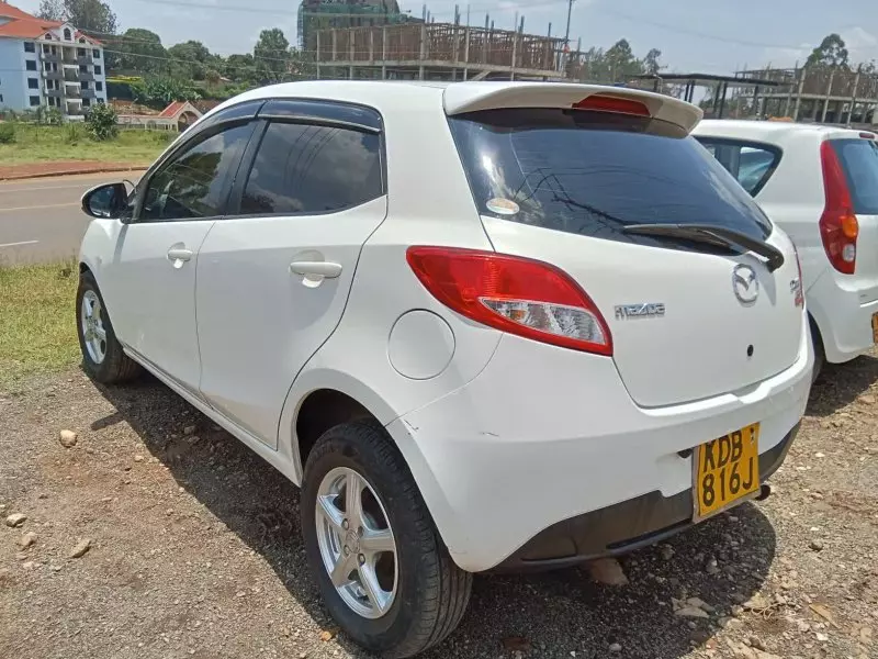 Mazda Demio   - 2013
