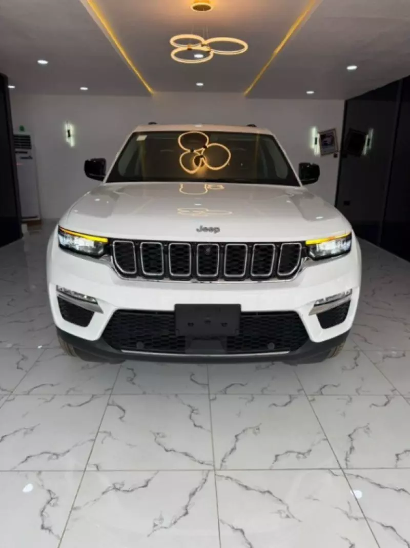 JEEP Grand Cherokee   - 2024