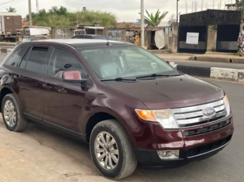 Ford Edge   - 2010