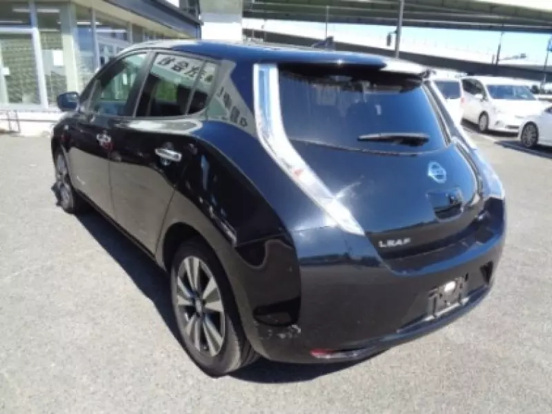 Nissan Leaf   - 2016