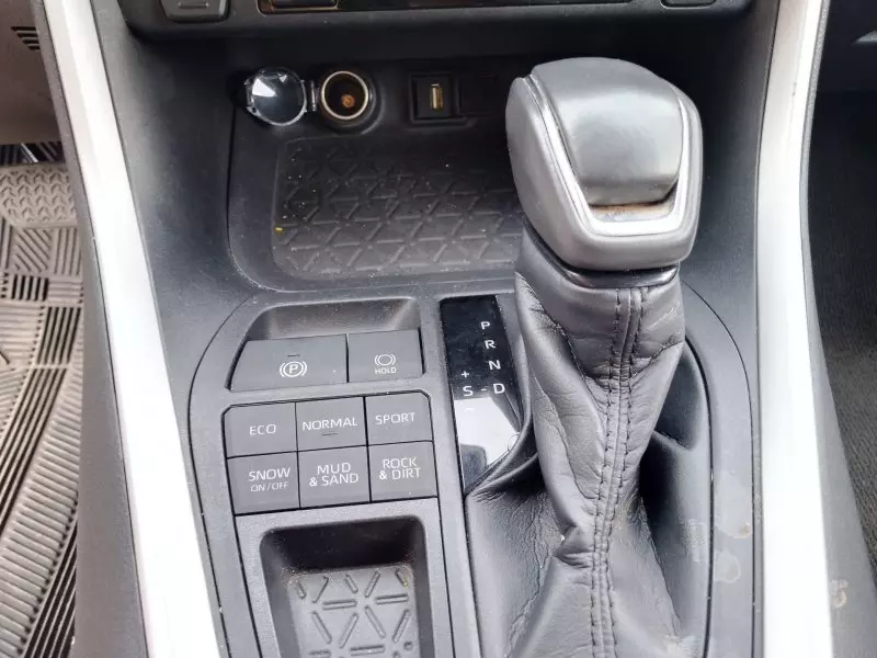 Toyota Rav 4 8AT 2.5l (Adventure Grade)   - 2020