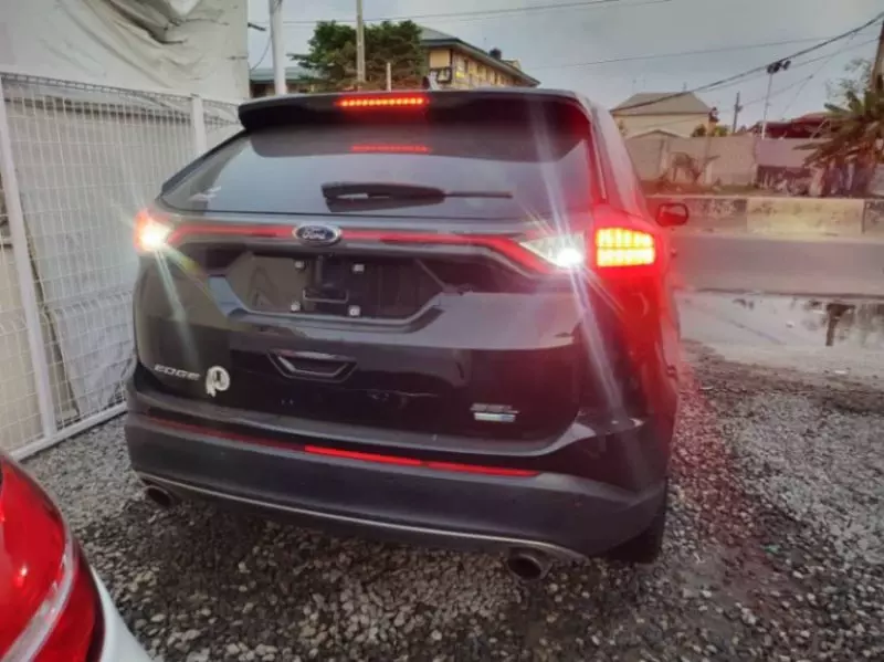 Ford Edge   - 2017