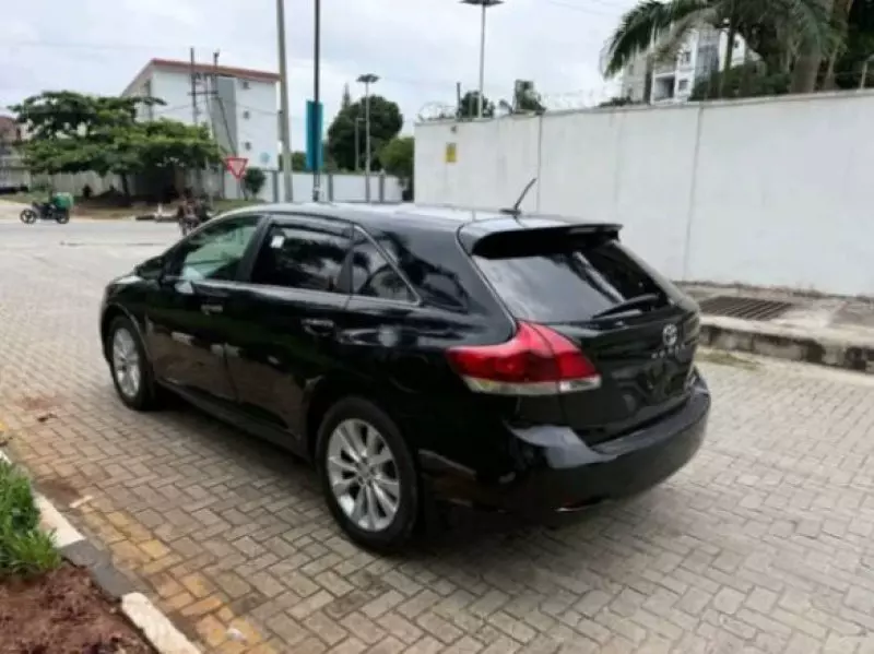 Toyota Venza   - 2013