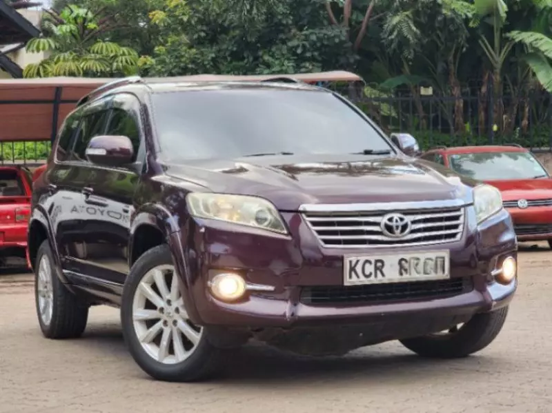 Toyota Vanguard    - 2011