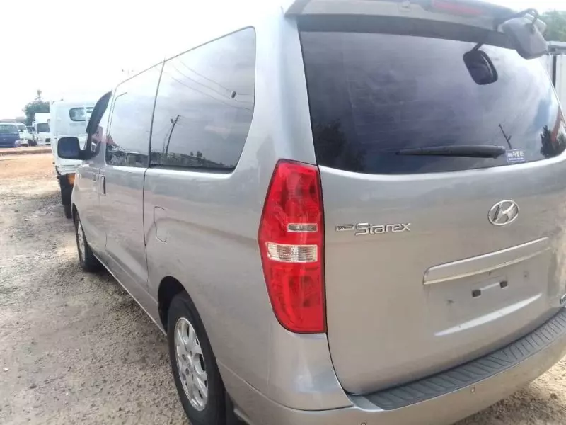 Hyundai H-1 Starex   - 2016