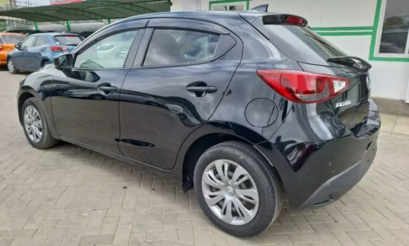 Mazda Demio   - 2018