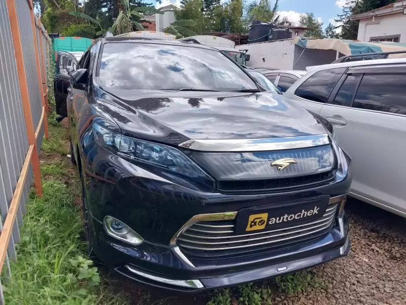 Toyota Harrier   - 2015
