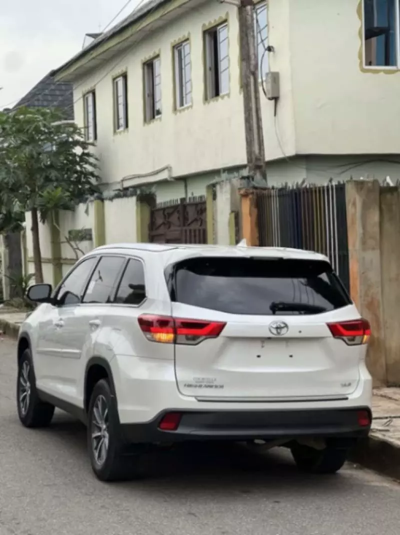 Toyota Highlander - 2019