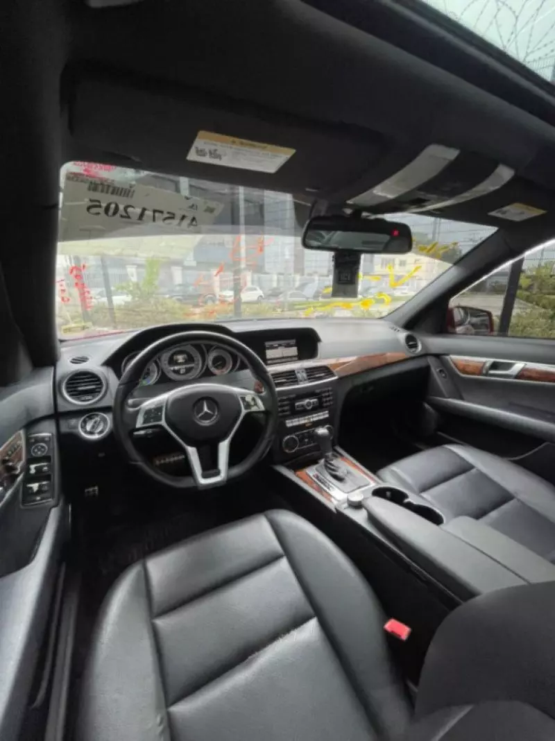 Mercedes-Benz GLK 350   - 2013
