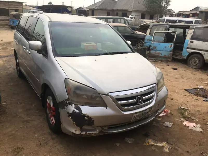 Honda Odyssey   - 2004