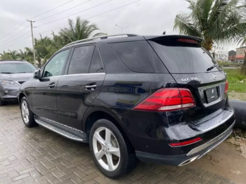 Mercedes-Benz GLE 350   - 2016