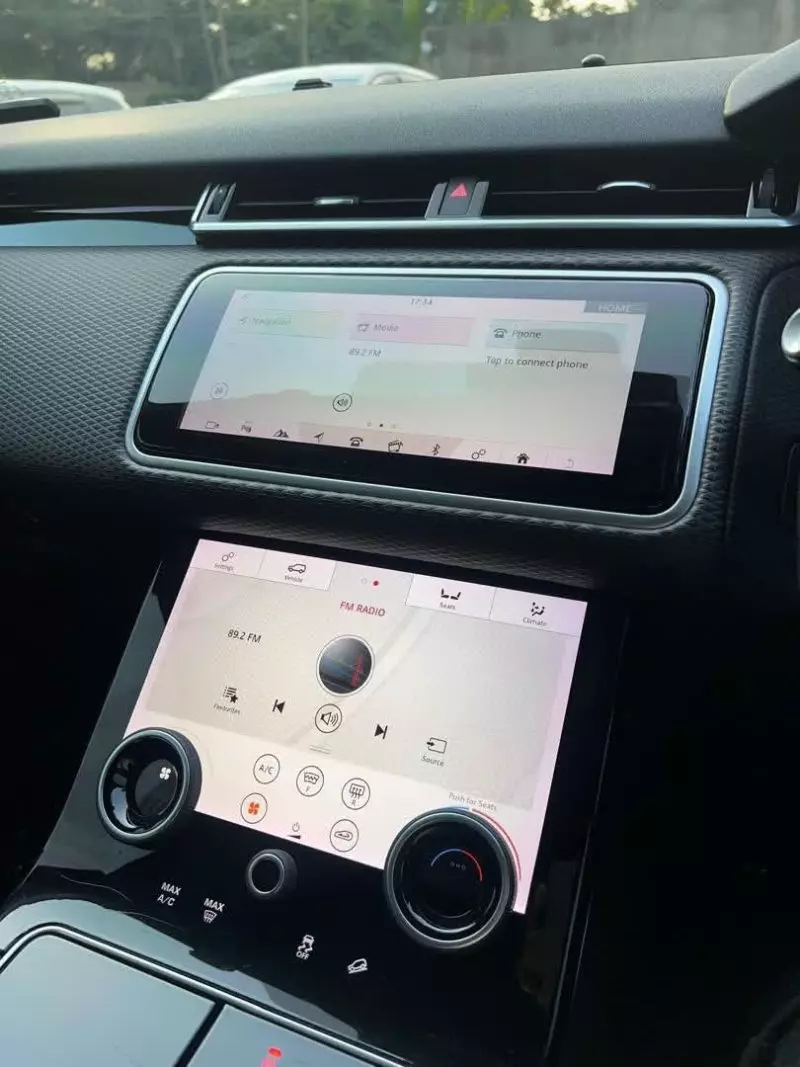Land Rover Range Rover Velar   - 2018
