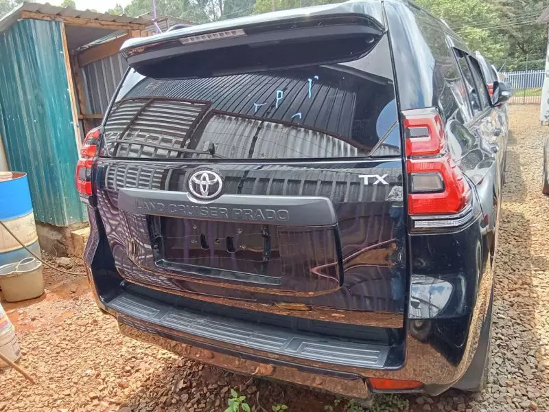 Toyota Landcruiser Prado