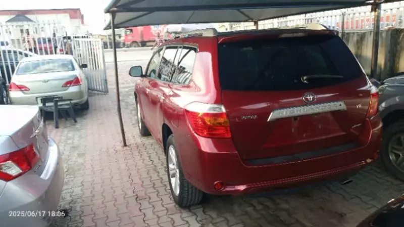 Toyota Highlander   - 2008