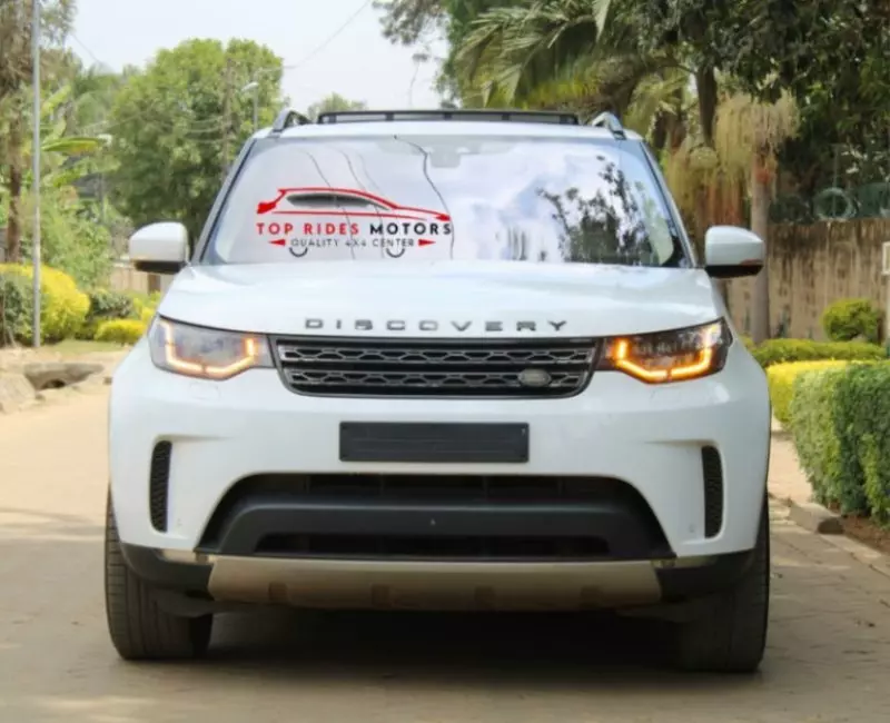 Land Rover Discovery   - 2017