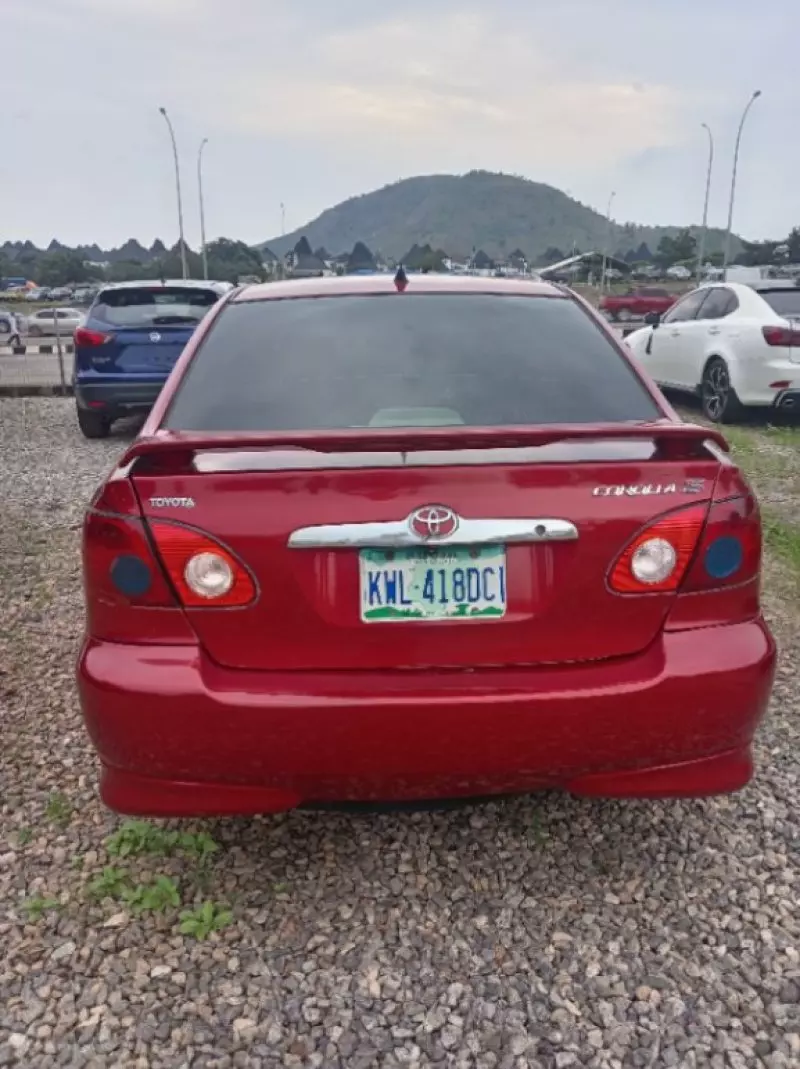Toyota Corolla   - 2007