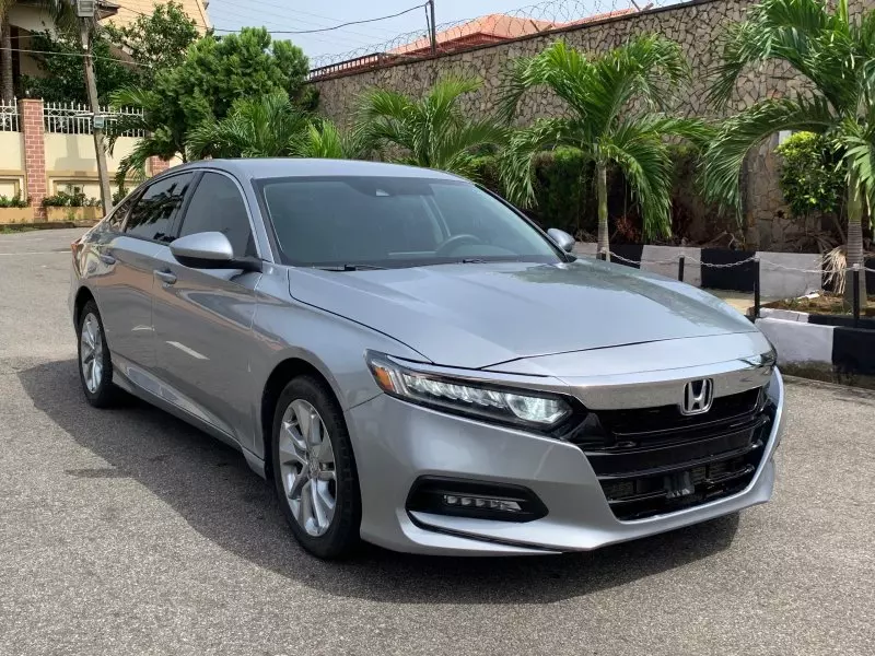 Honda Accord   - 2018