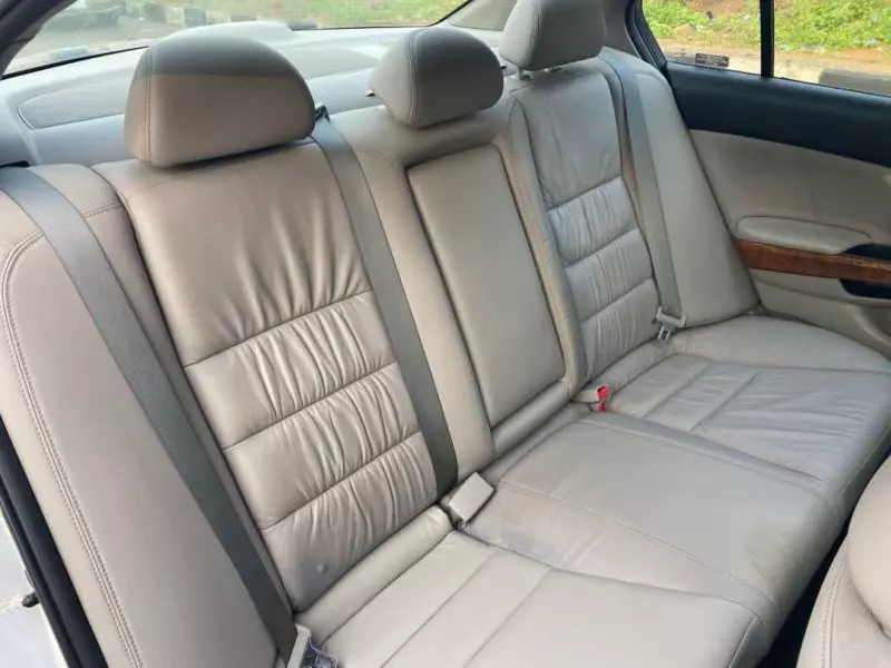 Honda Accord   - 2012