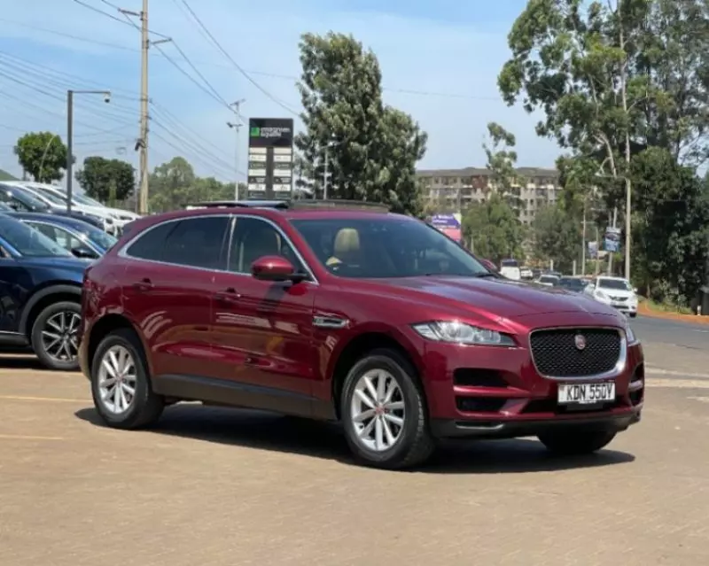 Jaguar F-Pace   - 2016