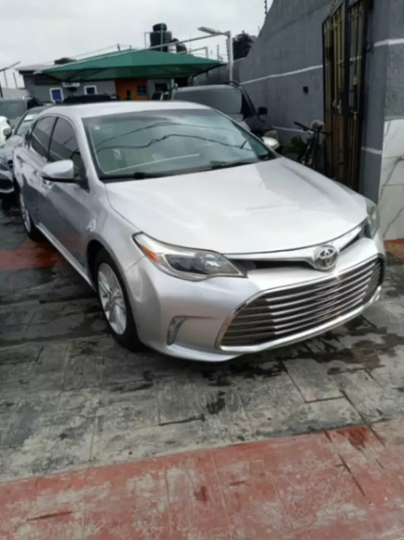 Toyota Avalon