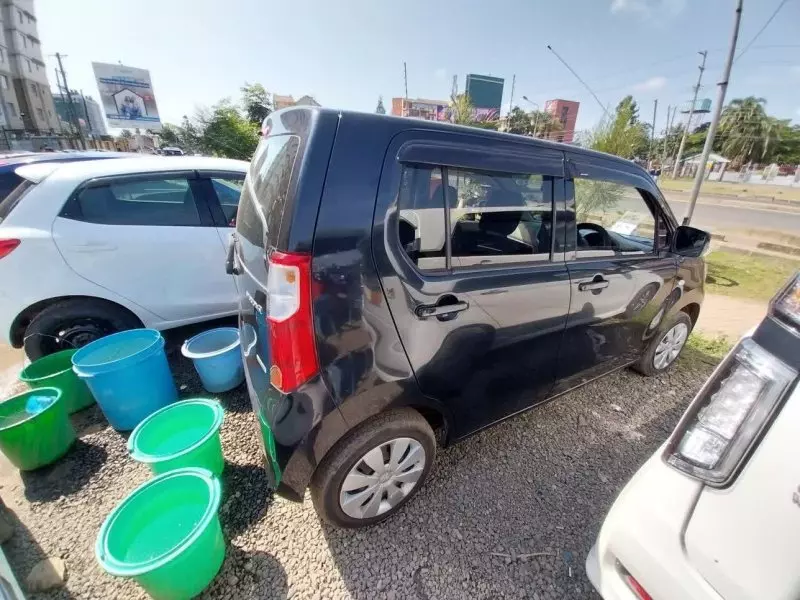 SUZUKI Wagon R   - 2015