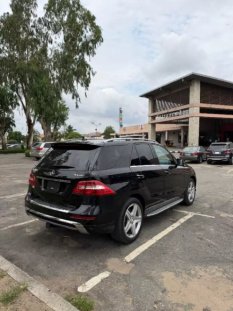 Mercedes-Benz ML 400   - 2015