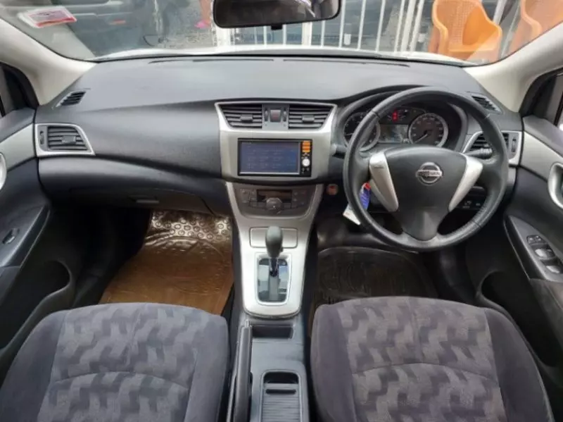 Nissan Bluebird   - 2016