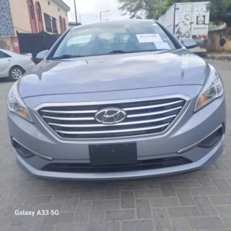 Hyundai Sonata   - 2017