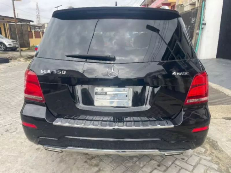 Mercedes-Benz Glk-class   - 2015
